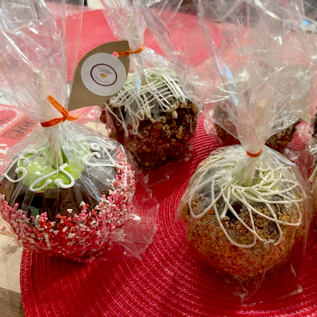 Custom and packaged caramel apples