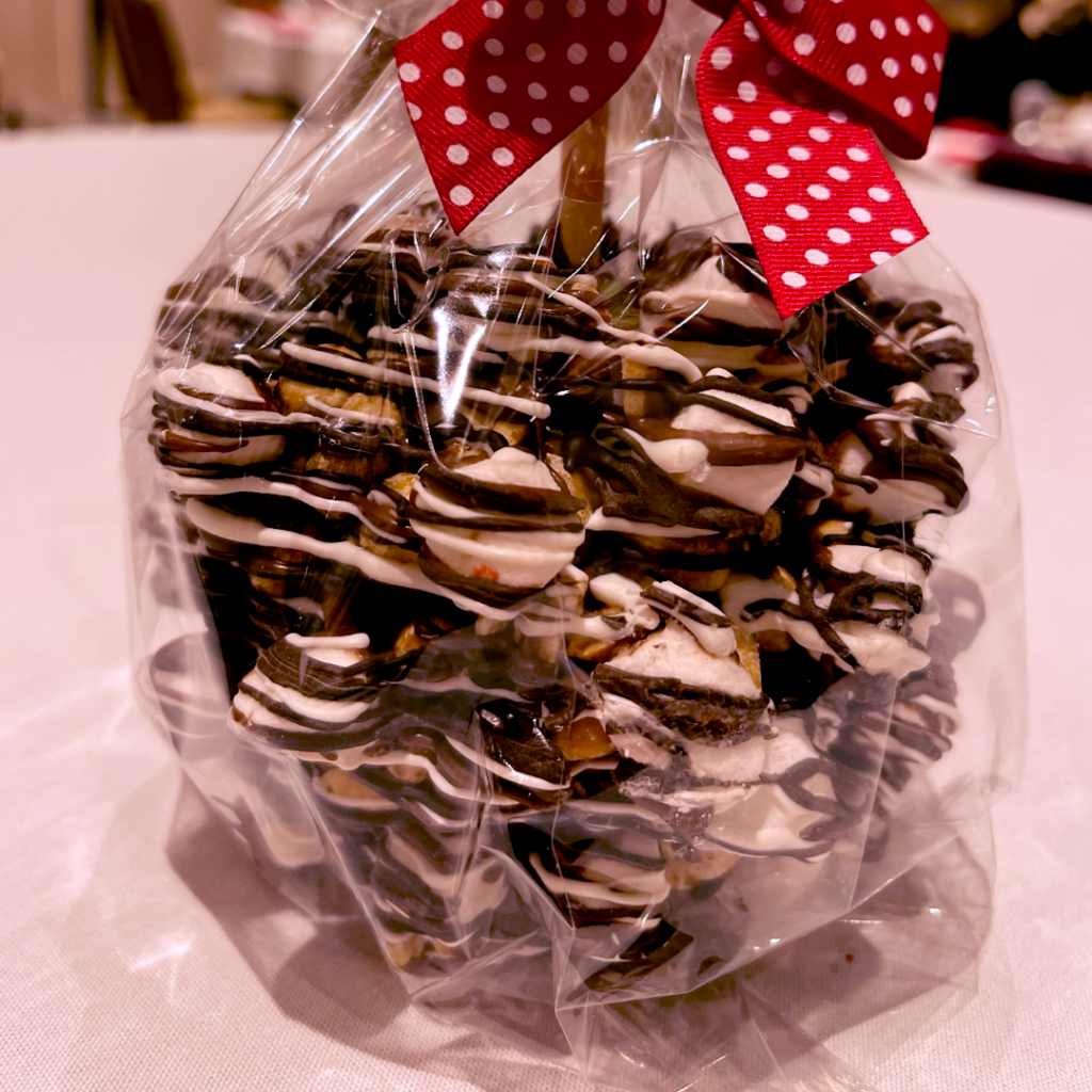 Custom Caramel Apples with Layers